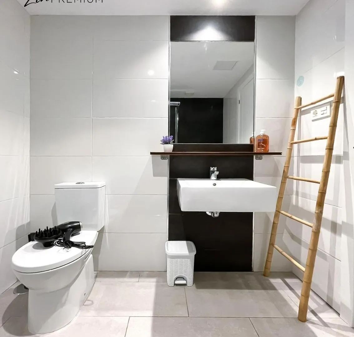 아파트 B-Rent Bristol Beach Zen Premium 코라레호
